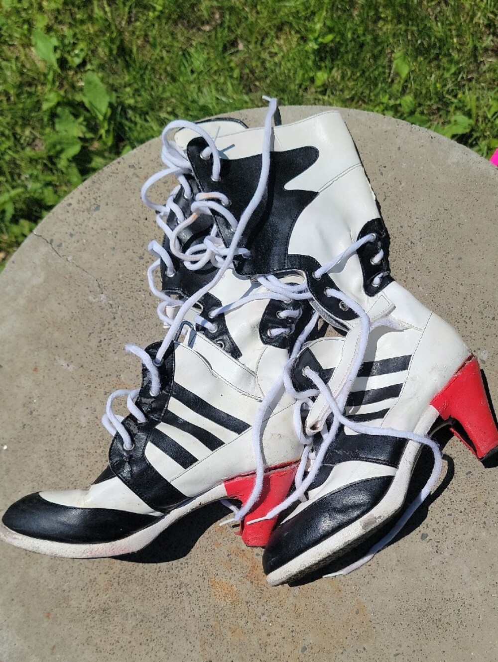 Harley Quinn Boots | Ladies White and Black Lace-Up Fashion Heels